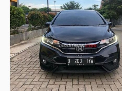 2017 Honda Jazz 1.5 Rs Cvt Metic