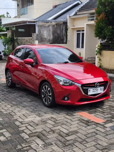 Mazda 2 2015