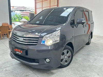 Toyota Nav1 2013