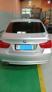 BMW 320i 2009