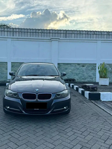 BMW 320i 2010