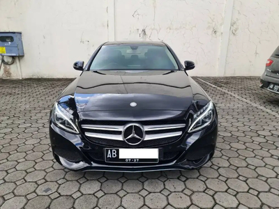Mercedes-Benz C200 2017