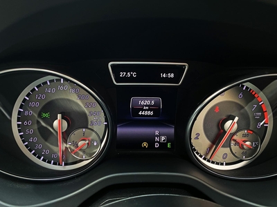 Mercedes-Benz GLA 200 Gasoline 2014 DP 8jt Mercy Sport AMG siap TT om