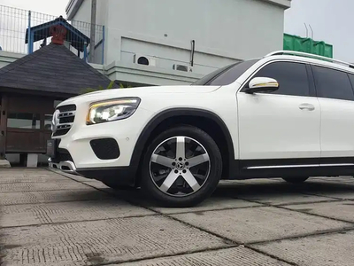 Mercedes-Benz GLB200 2020