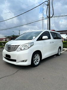 Toyota Alphard 2009