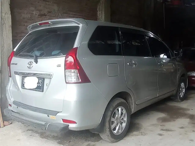 Toyota Avanza 2015