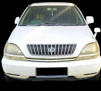 Toyota Harrier 1999