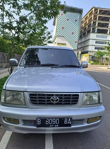Toyota Kijang 2000