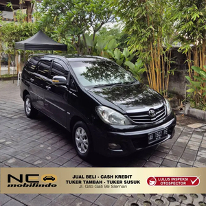 Toyota Kijang Innova 2010