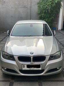 BMW 320i 2009