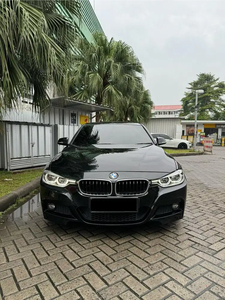 BMW 330i 2016