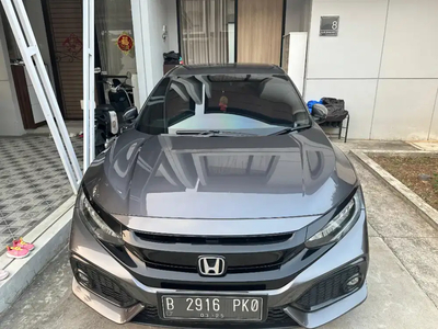 Honda Civic Hatchback 2019