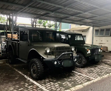 Land Rover Defender 110 1985