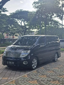 Nissan Elgrand 2007