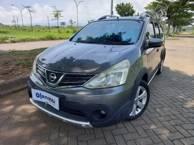 Nissan Grand livina 2013