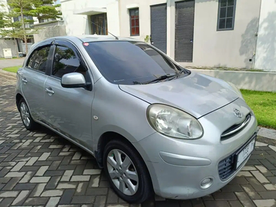 Nissan March 2013