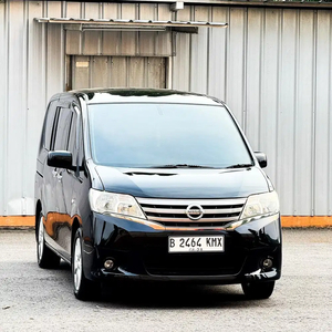 Nissan Serena 2014