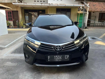 Toyota Altis 2015