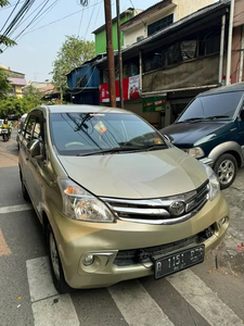 Toyota Avanza 2012