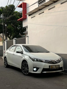 Toyota Corolla Altis 2016