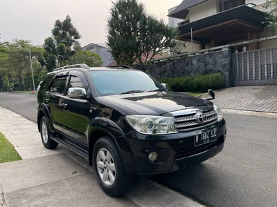 Toyota Fortuner 2010