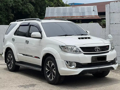 Toyota Fortuner 2014