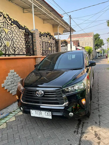 Toyota Innova 2022