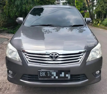 Toyota Kijang Innova 2011