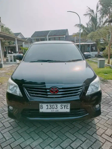 Toyota Kijang Innova 2013