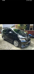 Toyota Vellfire 2011