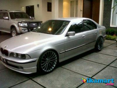 Jual BMW 528i Thn 1998 Silver SANGAT ISTIMEWAH JARANG ADA