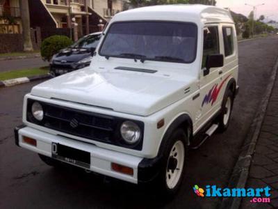 Suzuki KATANA GX 2000 Putih Seger No PR