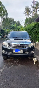 Toyota Fortuner 2015