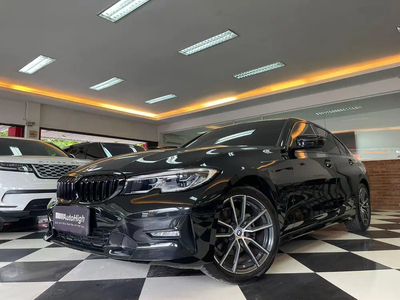 BMW 320i 2019