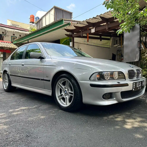 BMW 530i 2001