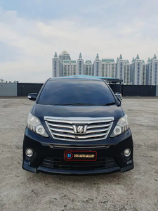 Toyota Alphard 2014