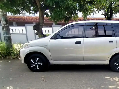 Toyota Avanza 2011