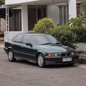 BMW 320i 1995