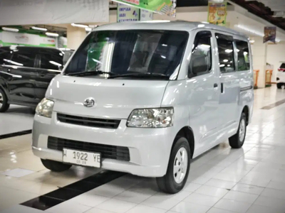 Daihatsu Gran max 2013