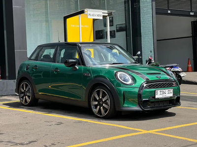 Mini 5 Door 2016