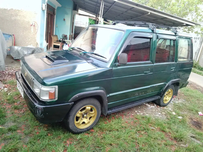 Toyota Kijang 1995