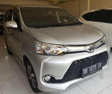 Dijual Mobil Toyota Avanza Veloz MPV Tahun 2015