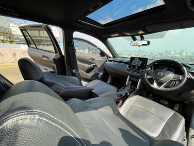 Toyota Corolla Cross 1.8L Hybrid 2020 dp 15jt usd 2021 bs tkr tambah