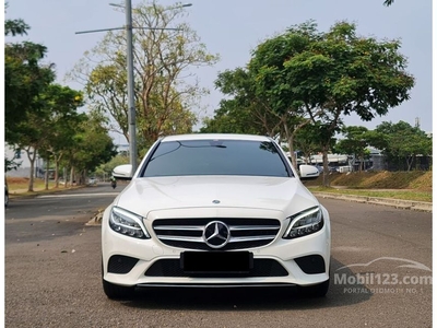 2019 Mercedes-Benz C200 1.5 EQ Boost Sedan Facelift,pemakaian 2020,tangan Pertama,GENAP,pajak November 2024,RECORD, B dari Jakarta BARAT