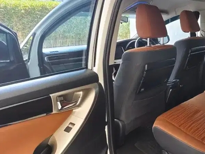 Promo Toyota Kijang Innova Zenix Hybrid murah