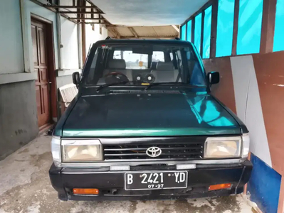 Toyota Kijang 1992