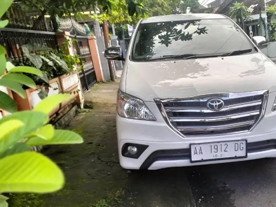 Toyota Kijang Innova 2015