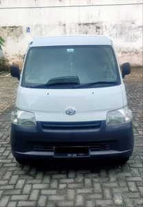 Daihatsu Gran max 2010