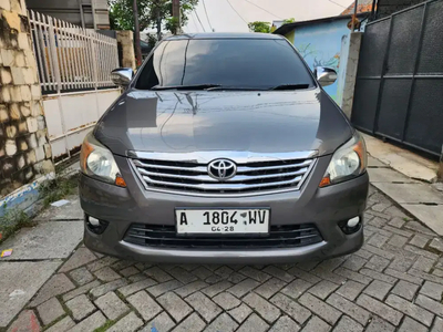 Toyota Kijang Innova 2012