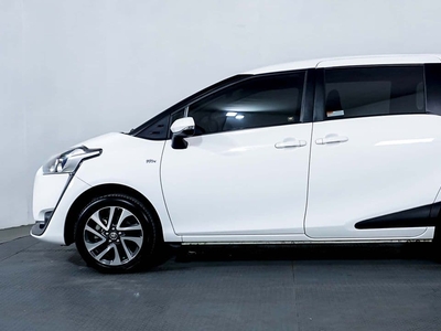 Toyota Sienta V 2020 MPV - Promo DP dan Angsuran Murah